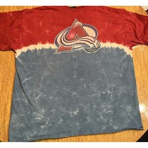 liquid blue Men's Burgundy and Blue T-shirt